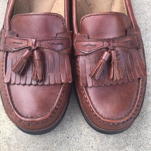 Men’s Dockers Classic Brown Leather Tassel Slip-On Shoes - Picture 2 of 5